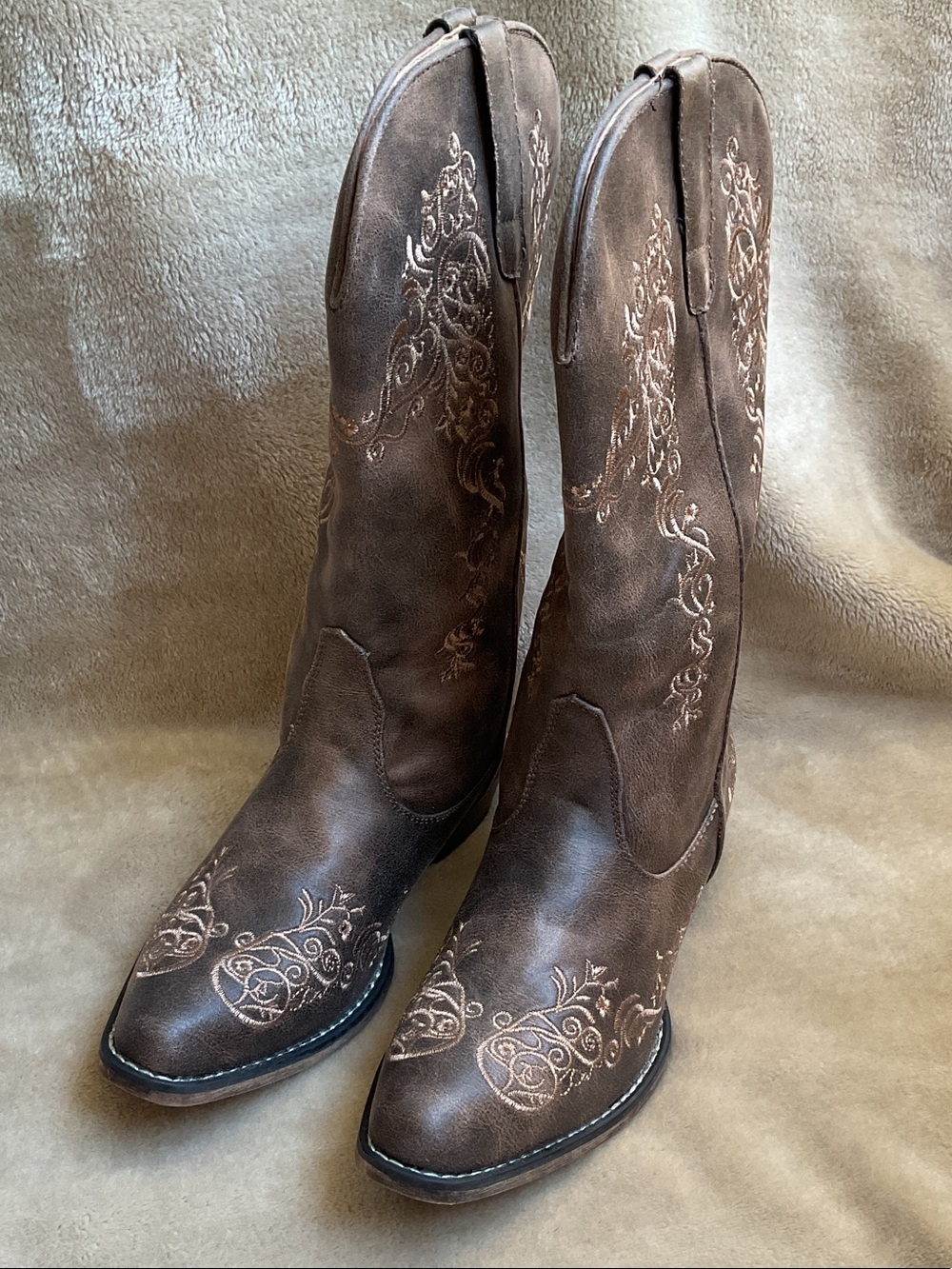 Roper Brown Embroidered Western Riley Scroll Boots in Faux Leather Size 8.5